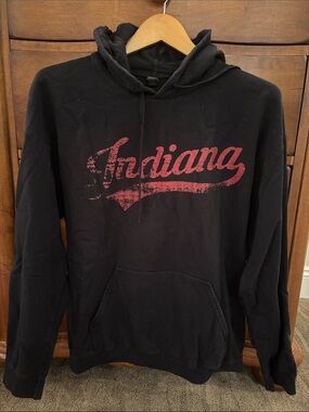 Gildan Black Hooded Sweater with Red 'Indiana' Script